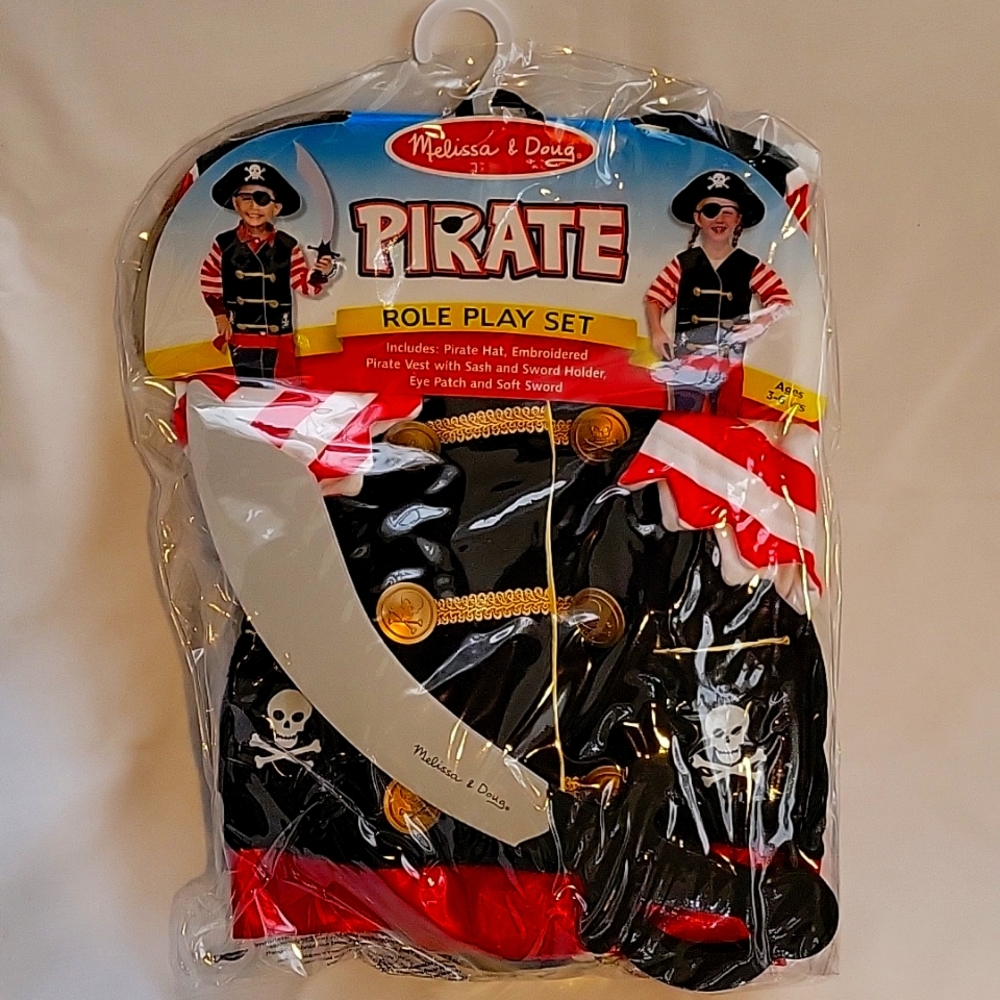 NEW Melissa & Doug Pirate Role Play Set